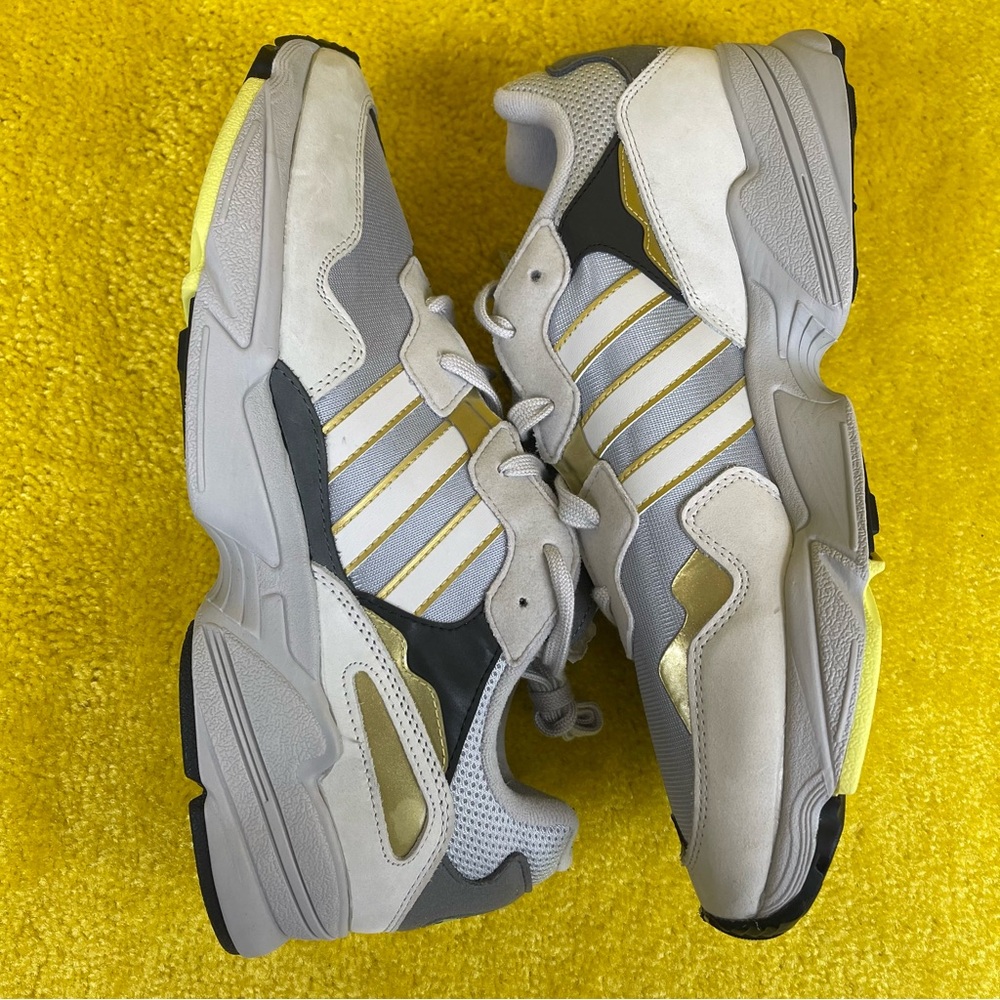 adidas Yung-96 Silver Metallic Gold Metallic
DB3565 size 12
Brand new retro